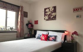 Spacious House 15Min To Canary Wharf/O2/Excel/Central London